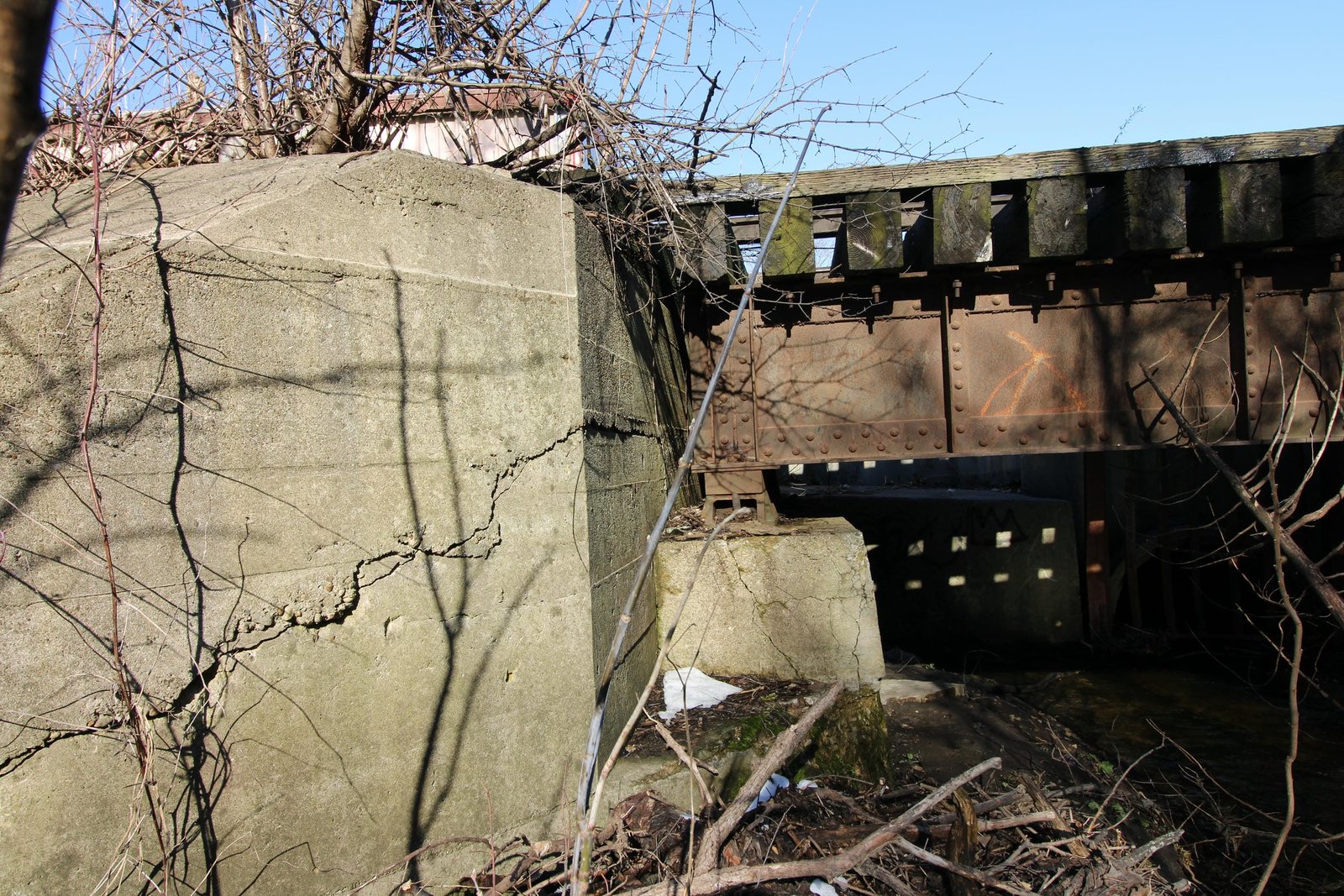 South abutment
